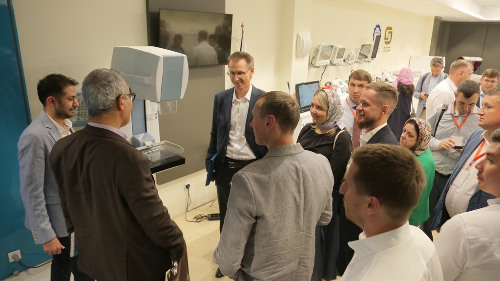 Image related to https://en-api.techpark.ir/storage/photos/14/01/سرماهی گذاری خارجی.JPG